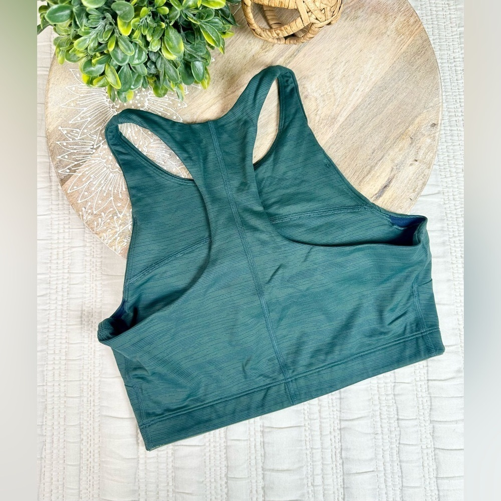 Outdoor Voices Move Free Crop Top in Jasper Green Size Small - Picture 5 of 8